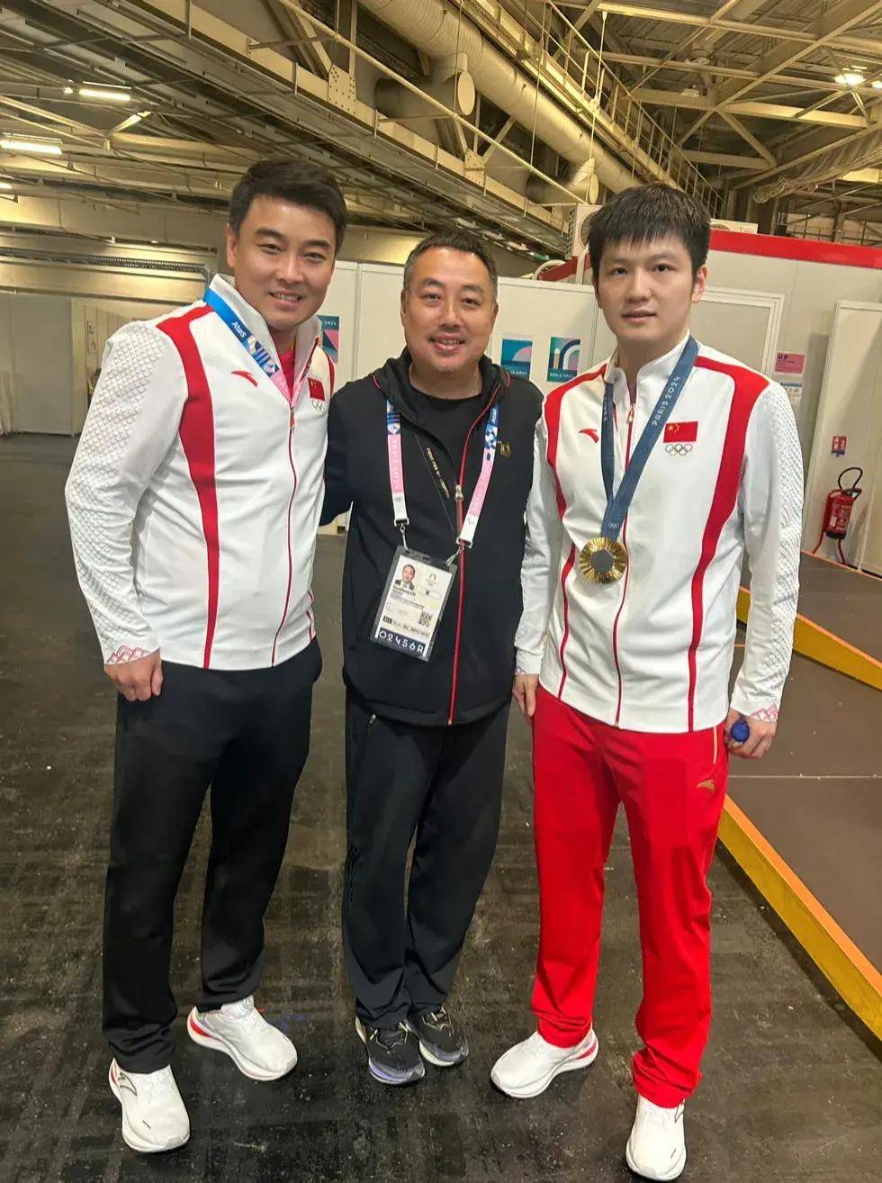 欧宝体育官网入口-北京首钢今夜防线松动，志在欧超杯名次提升，球迷炸锅，轮换策略成焦点